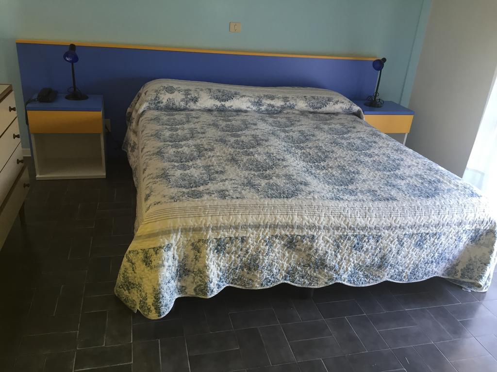 Hotel Halifax Jesolo Extérieur photo